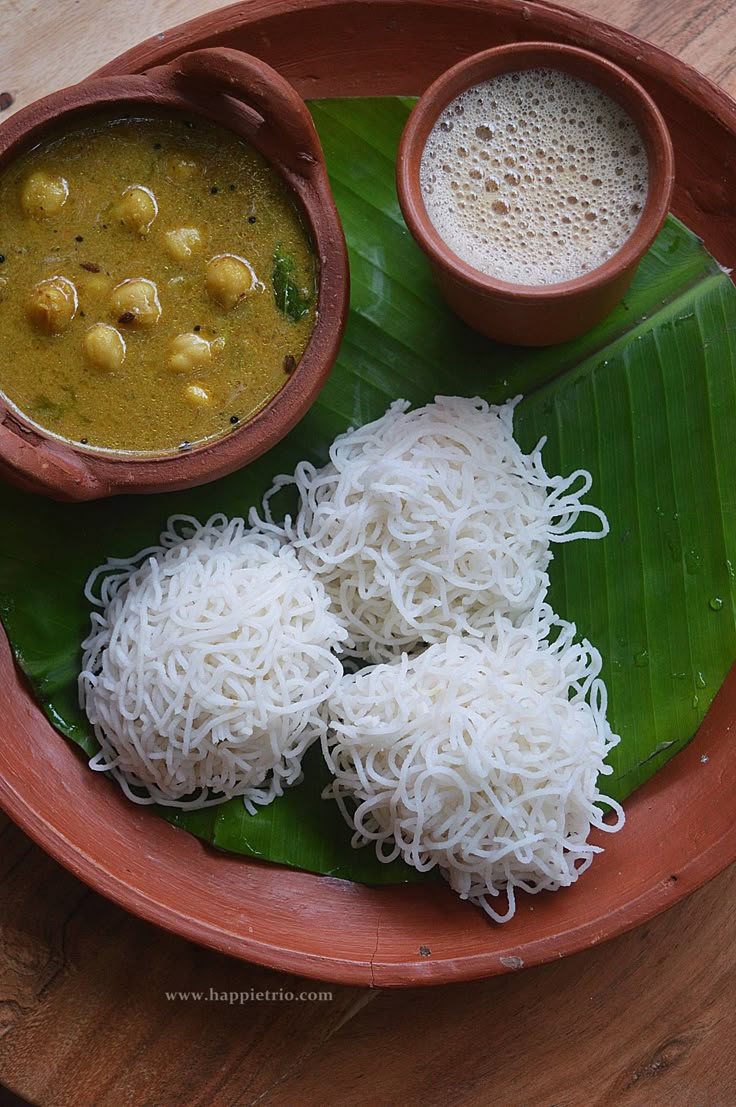 Vada with Gongura Chutney
